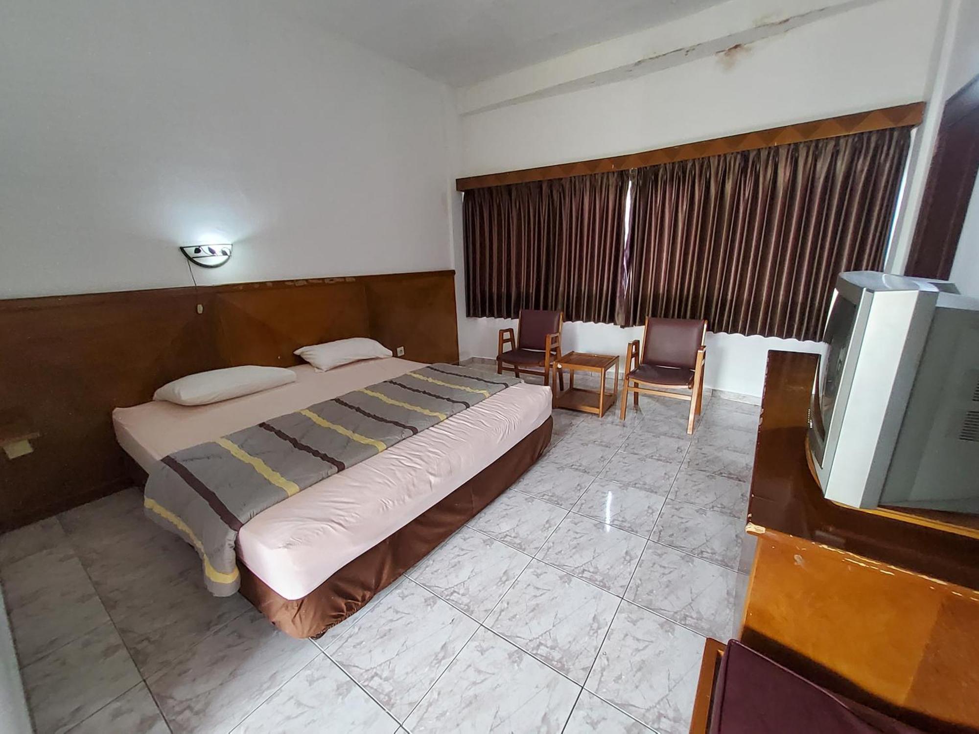 Hotel Kumala Samudra Cikakak 外观 照片